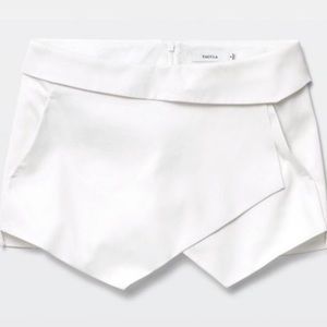 White skirt from Aritzia